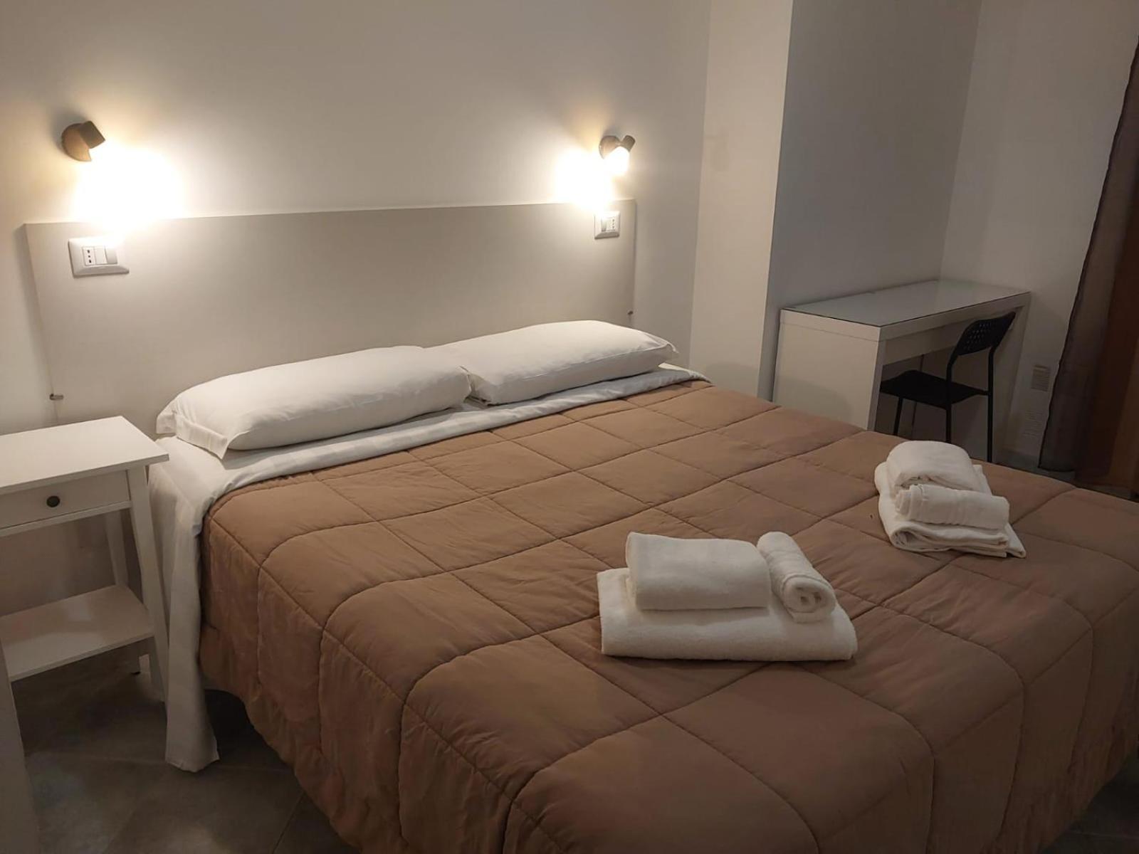 Modular King Suite - Intera Suite Vicino Aeroporto E Fiera Di Roma Фьюмичино Экстерьер фото